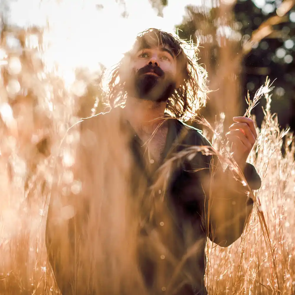 Angus Stone