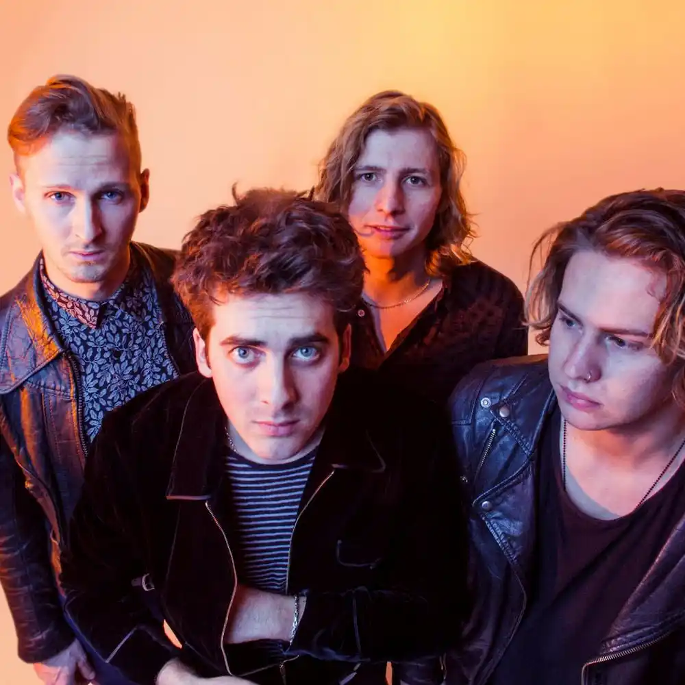 Circa Waves