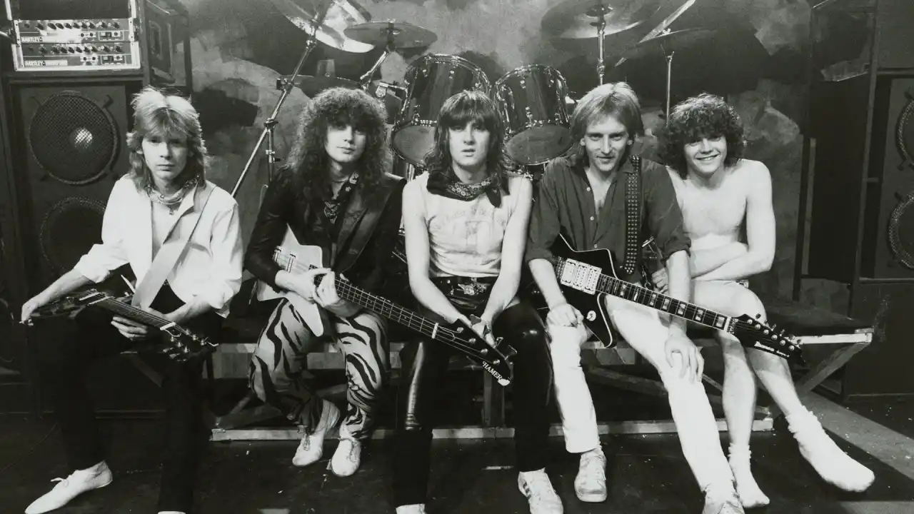 Wallpaper by Def Leppard