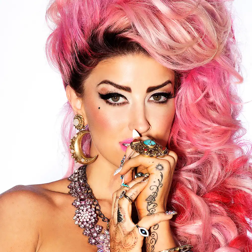 Neon Hitch