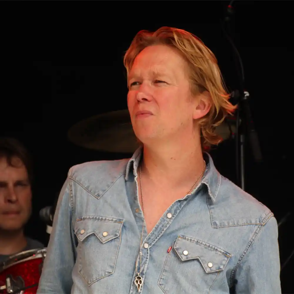 Van Dik Hout